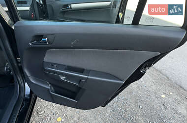 Универсал Opel Astra 2007 в 