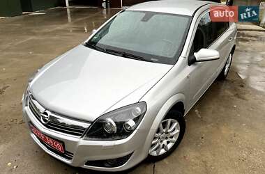 Хэтчбек Opel Astra 2009 в Славуте