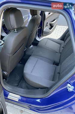 Универсал Opel Astra 2011 в 