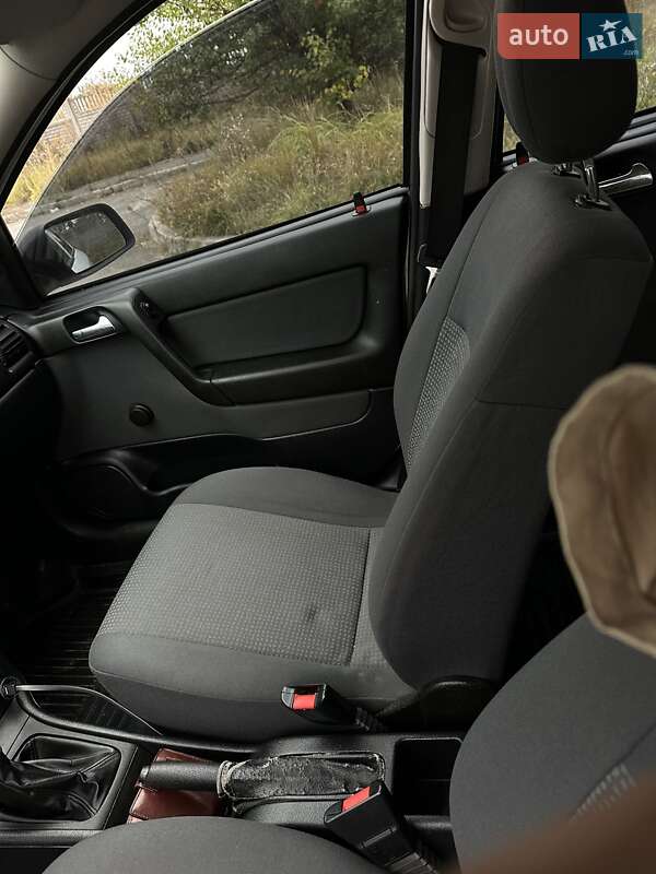Седан Opel Astra 2007 в Бердичеве