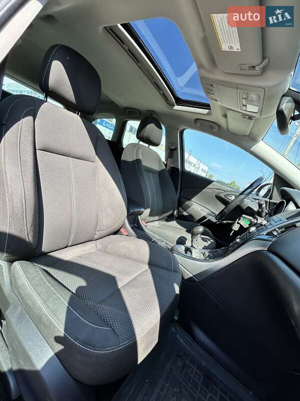 Универсал Opel Astra 2014 в Сумах