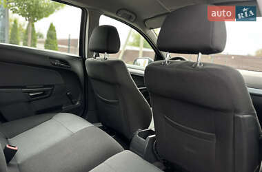 Универсал Opel Astra 2006 в 