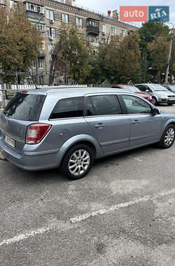 Универсал Opel Astra 2007 в 