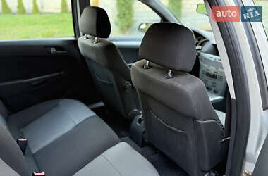 Универсал Opel Astra 2009 в 