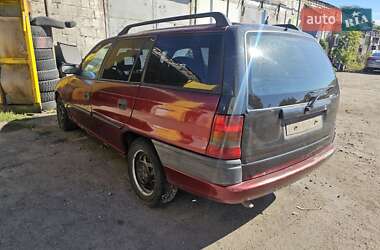 Универсал Opel Astra 1995 в Днепре
