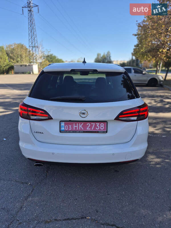 Универсал Opel Astra 2016 в Кривом Роге