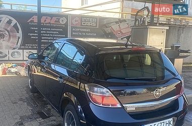 Хэтчбек Opel Astra 2009 в Обухове