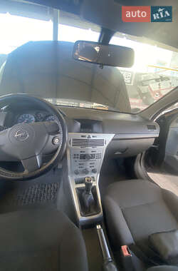 Хэтчбек Opel Astra 2009 в 