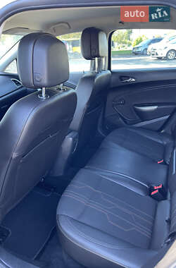 Универсал Opel Astra 2012 в 