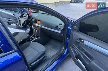 Универсал Opel Astra 2006 в 