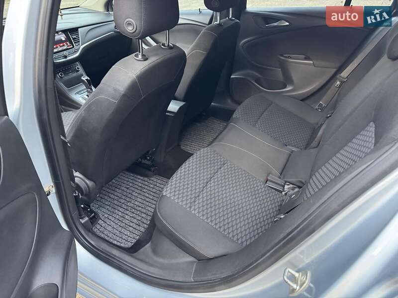 Универсал Opel Astra 2016 в Львове