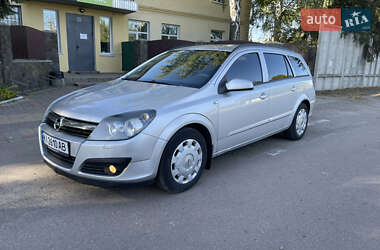 Універсал Opel Astra 2006 в Радомишлі
