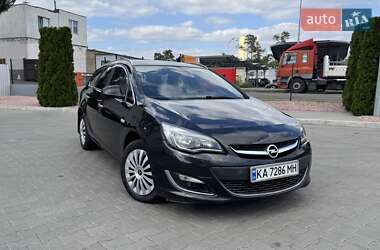 Универсал Opel Astra 2013 в Киеве