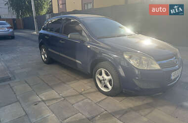 Хэтчбек Opel Astra 2007 в 