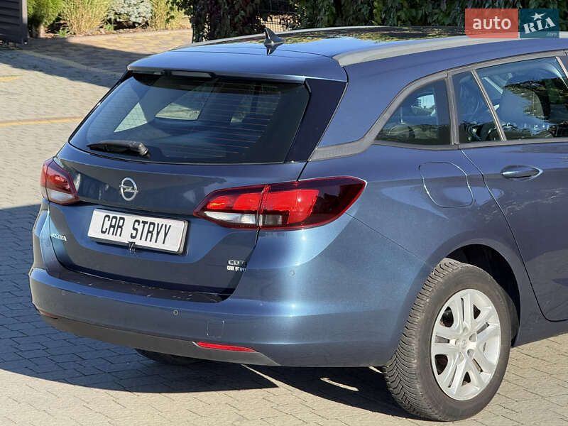 Универсал Opel Astra 2017 в Стрые