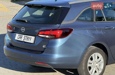 Универсал Opel Astra 2017 в 
