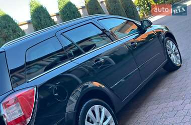Универсал Opel Astra 2010 в 