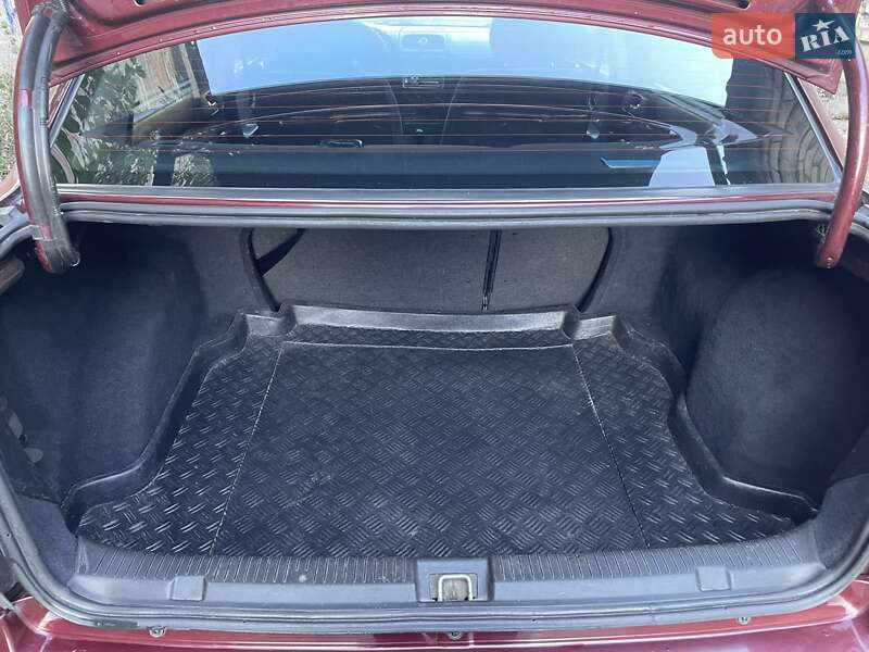 Седан Opel Astra 2007 в Днепре