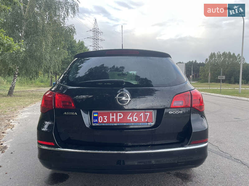 Универсал Opel Astra 2013 в Ковеле