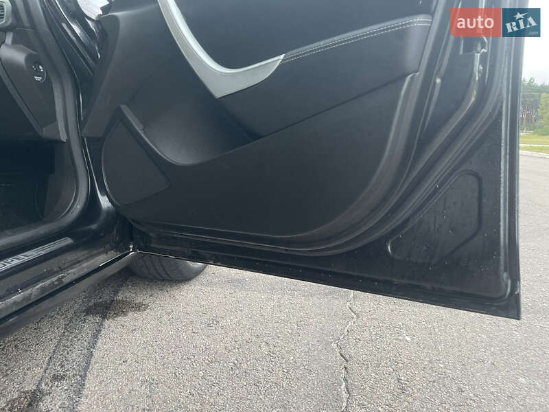 Универсал Opel Astra 2013 в Ковеле