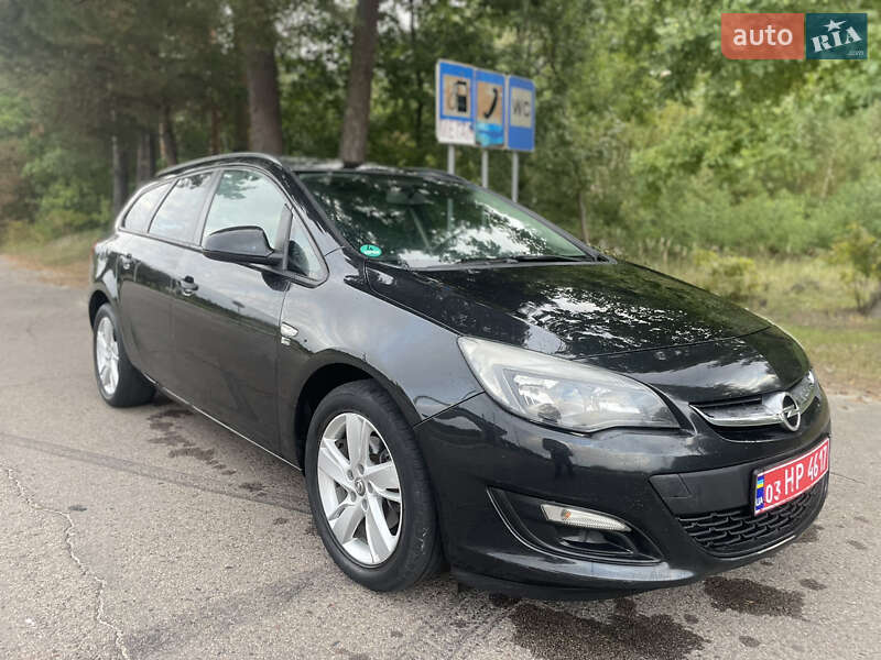Универсал Opel Astra 2013 в Ковеле