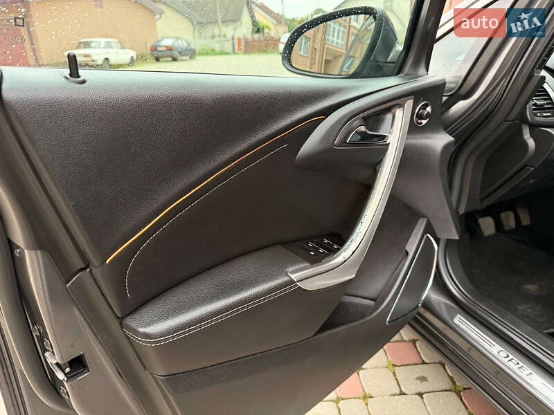 Хэтчбек Opel Astra 2010 в Ивано-Франковске