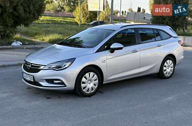 Универсал Opel Astra 2019 в Хмельницком