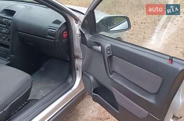 Хэтчбек Opel Astra 2007 в 