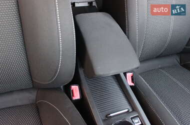 Универсал Opel Astra 2011 в 