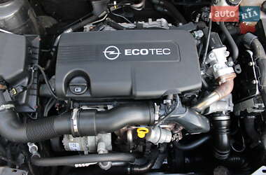 Универсал Opel Astra 2011 в 