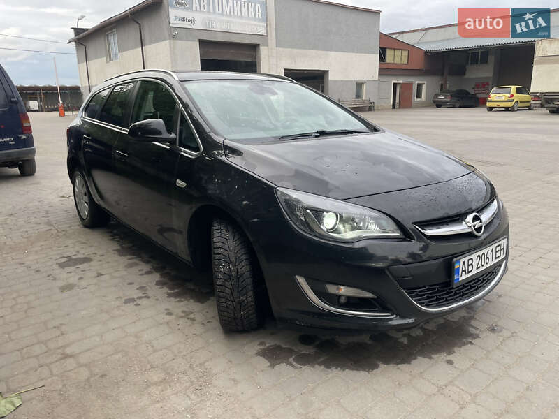 Универсал Opel Astra 2015 в Теофиполе