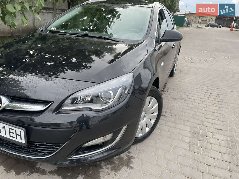 Универсал Opel Astra 2015 в Теофиполе
