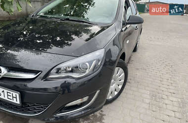 Универсал Opel Astra 2015 в 