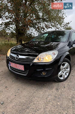 Универсал Opel Astra 2009 в 