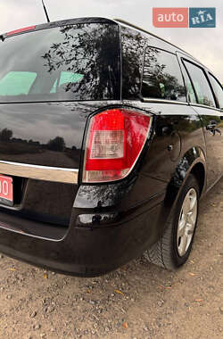 Универсал Opel Astra 2009 в 