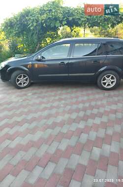 Универсал Opel Astra 2004 в 