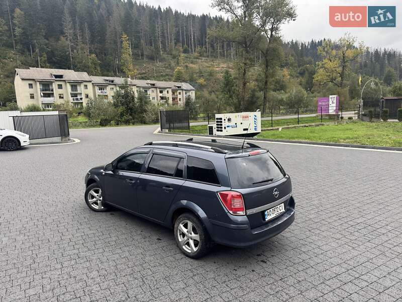 Универсал Opel Astra 2009 в Межгорье