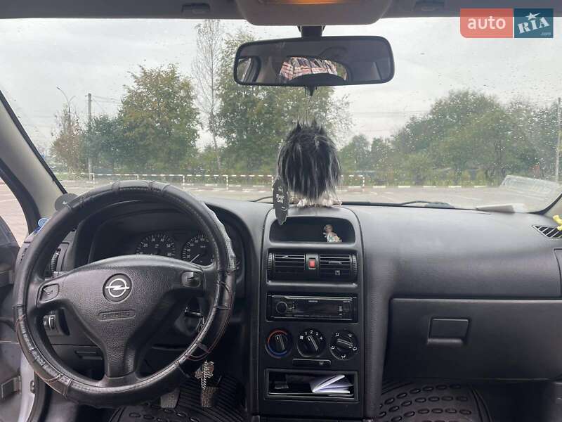 Хэтчбек Opel Astra 2006 в Коломые