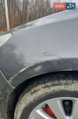 Хэтчбек Opel Astra 2011 в 