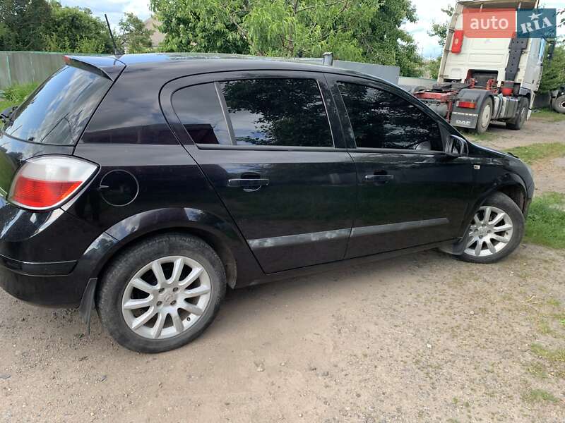Хэтчбек Opel Astra 2005 в Хмельнике фото 5 Хэтчбек Opel Astra 2005 в Хмельнике