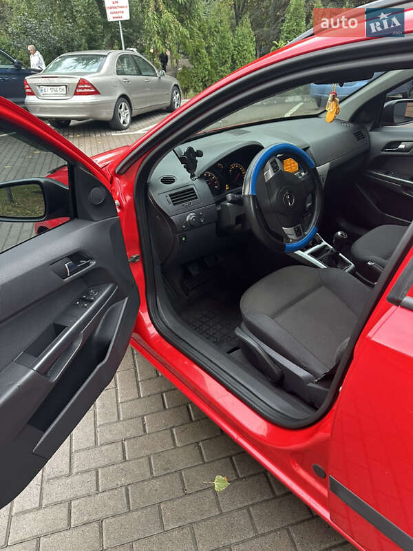 Универсал Opel Astra 2009 в Киеве