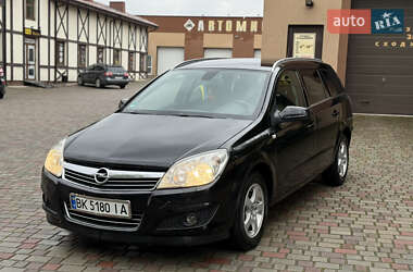 Универсал Opel Astra 2008 в 