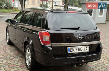 Универсал Opel Astra 2008 в 