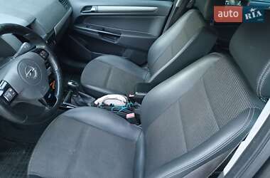 Универсал Opel Astra 2009 в 