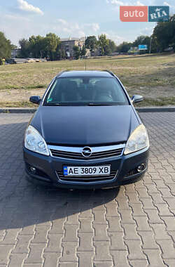 Универсал Opel Astra 2009 в Каменском
