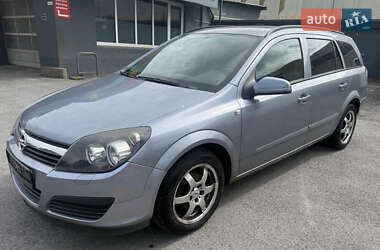 Универсал Opel Astra 2006 в 