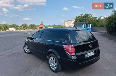 Универсал Opel Astra 2005 в 