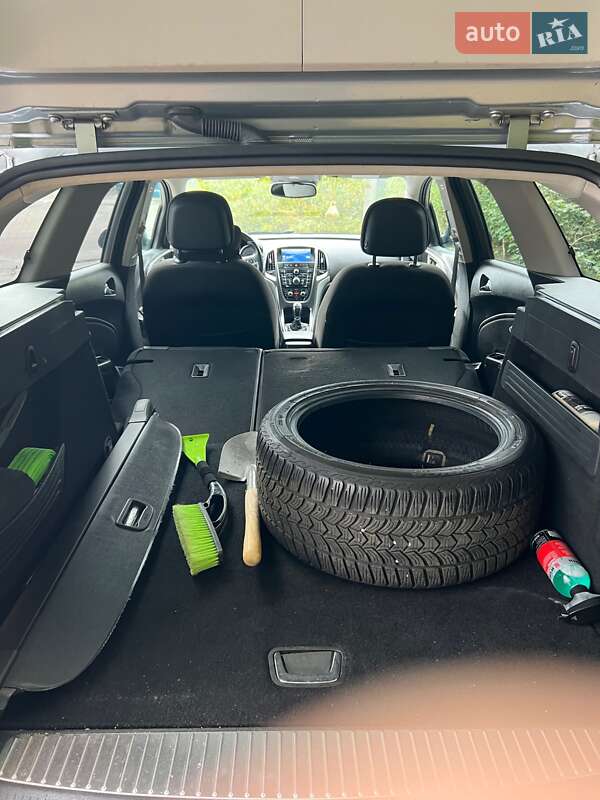 Універсал Opel Astra 2011 в Нетішині фото 9 Універсал Opel Astra 2011 в Нетішині