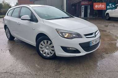 Універсал Opel Astra 2013 в Львові