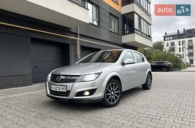 Хэтчбек Opel Astra 2012 в Тернополе